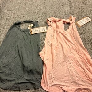 Bundle of 2 NWT Niyama Sol Yoga Drape Tank Tops Sz XS